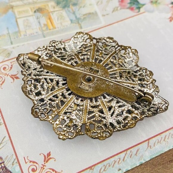 1920’s Antique Brass Filigree Bright Red Glass Stones Pin Antique - Picture 3 of 4